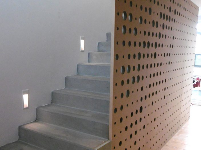 Neubau Einfamilienhaus – Die fertige Treppe